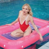 Pleasure streaming